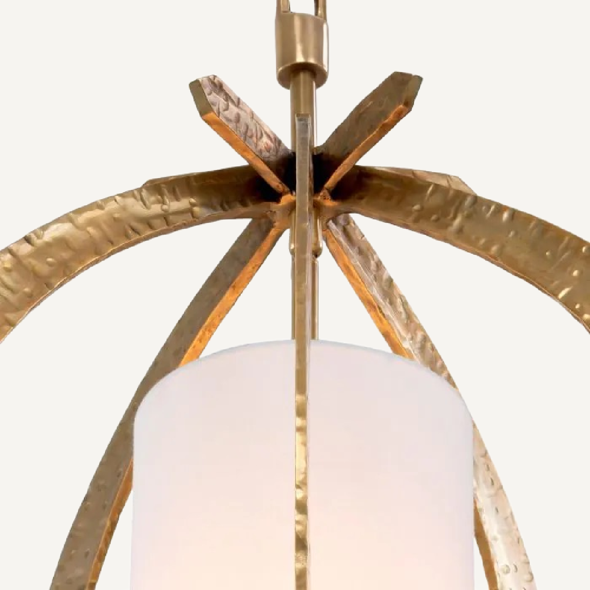 Lustre en laiton martelé
