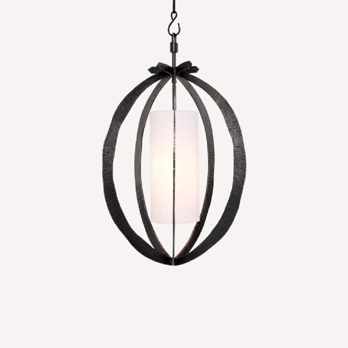 Lustre en bronze martelé