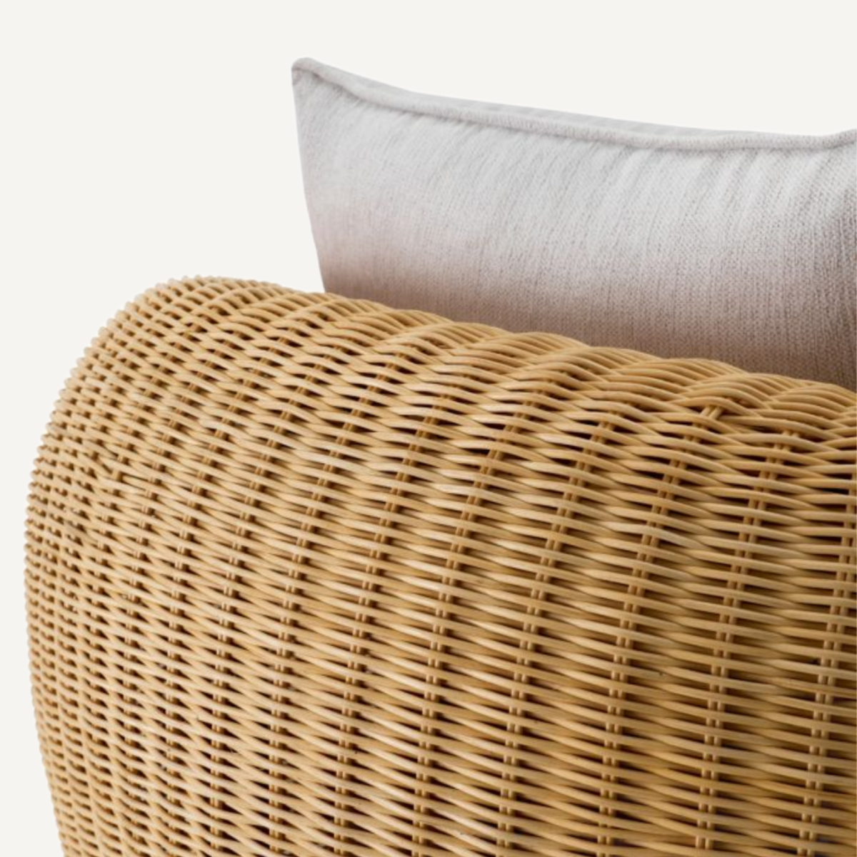 Fauteuil pivotant en rotin