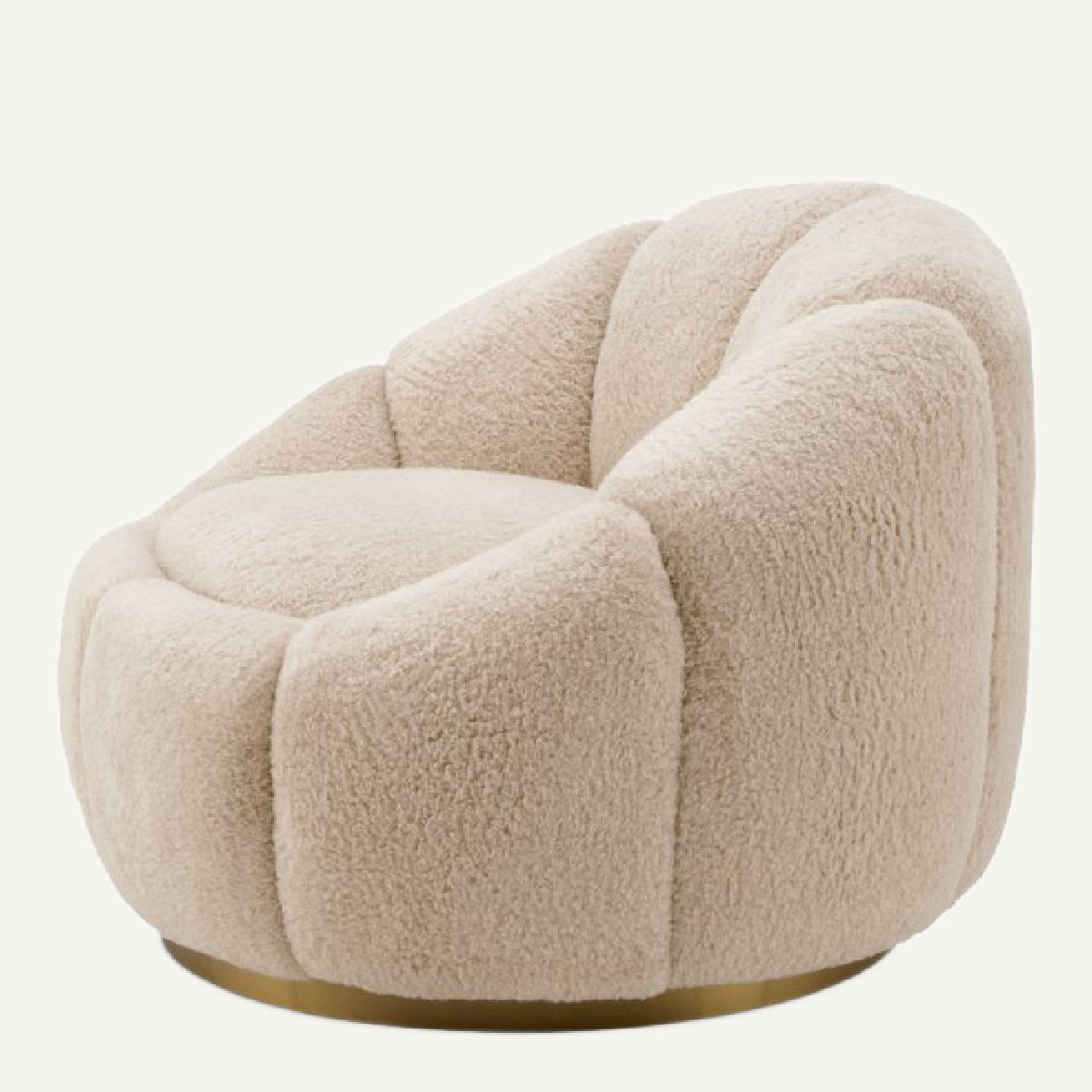 Fauteuil pivotant en tissu sherpa crème