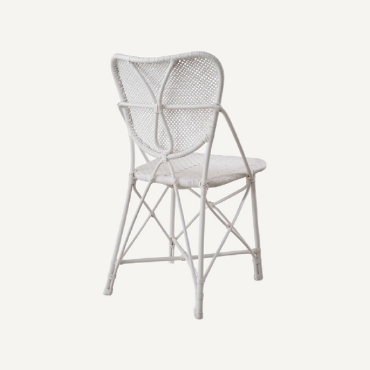 Chaise de salle à manger blanche en rotin