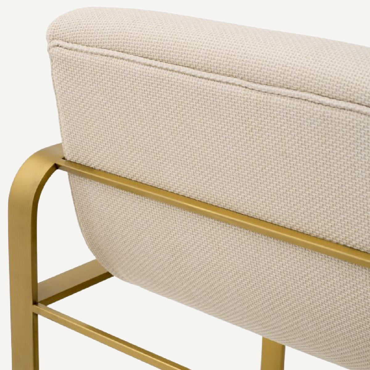 Chaise de comptoir dorée en tissu sable